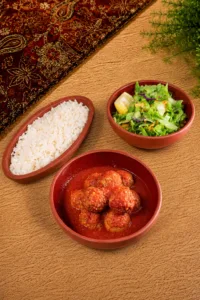 Sulu-Köfte-Turkish-Meatball-Stew