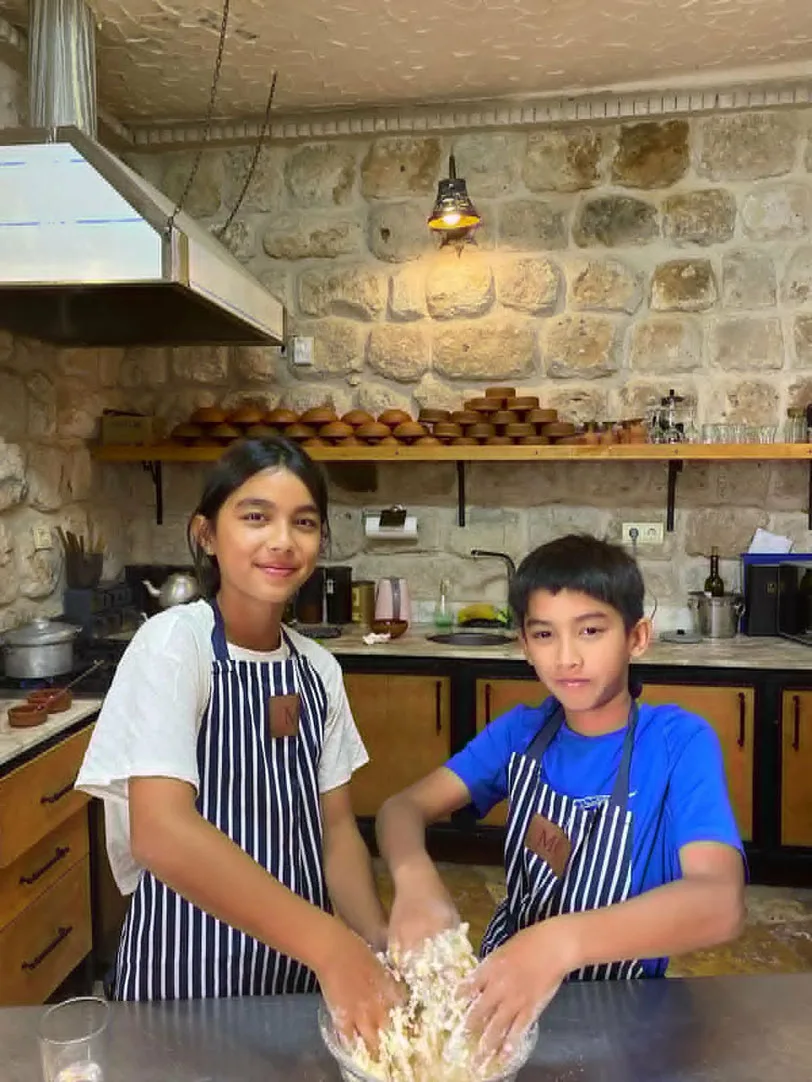 Cooking-Class---children-kneading-dough